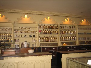 Stabler-Leadbeater Apothecary Museum