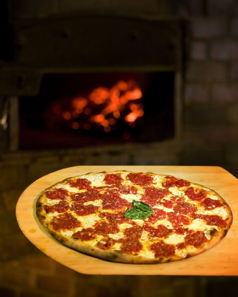 October, 2012 – Grimaldi’s Pizza hosts BDRR event