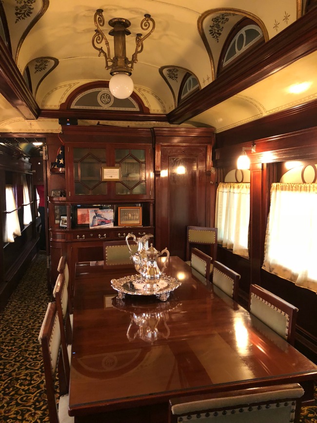 Presidential Parlor Car at Doolittle's on AroundWellington