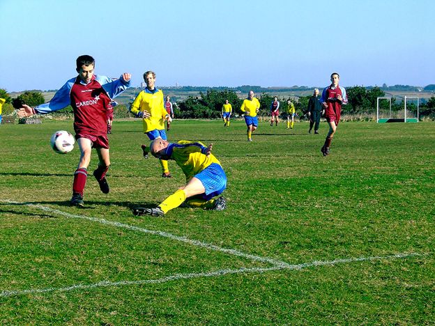 SOCCER IN THE SCILLIES WITH SCILLONIANS