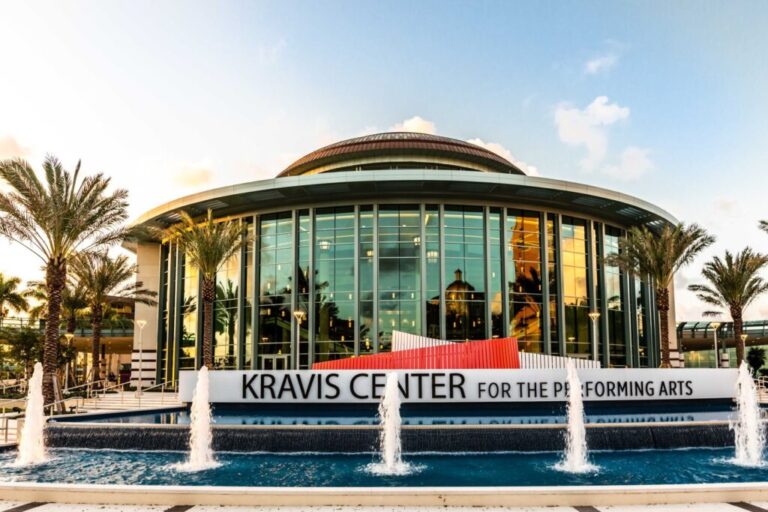 THE KRAVIS CENTER CELEBRATES SIX YEARS OF INTRODUCING BROADWAY TO AREA STUDENTS